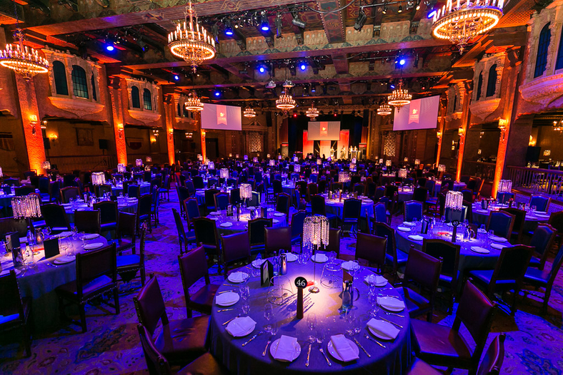 CORPORATE AWARDS AND STAFF RECOGNITION - CIS Event Management